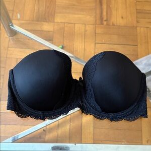Victoria secret Elegant Black Lace Strapless Bra